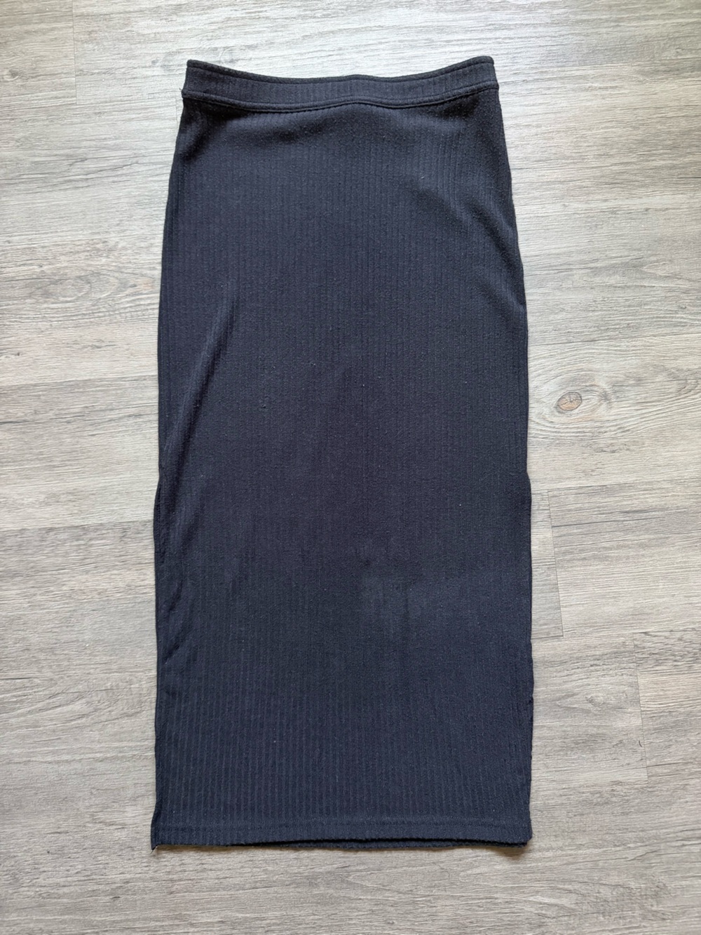 Abercrombie & Fitch Black Ribbed Midi Skirt
